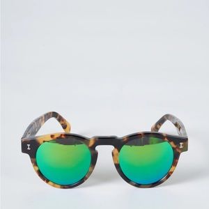 Illesteva sunglasses